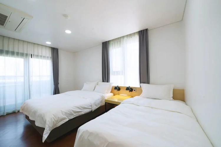 Deluxe room with balcony