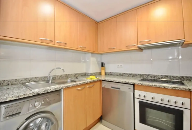 1 Bedroom Apartment with balcony