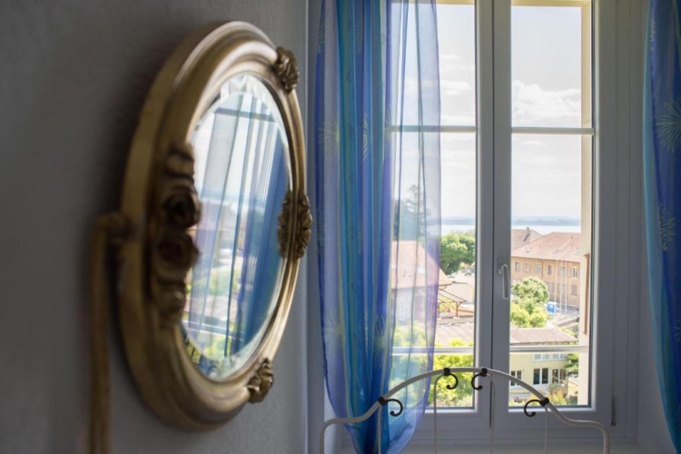 Standard Double room with lake view