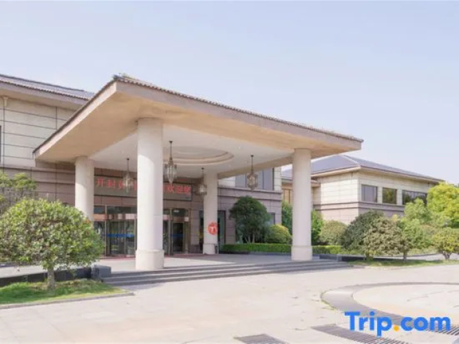 Huanghe Guesthouse