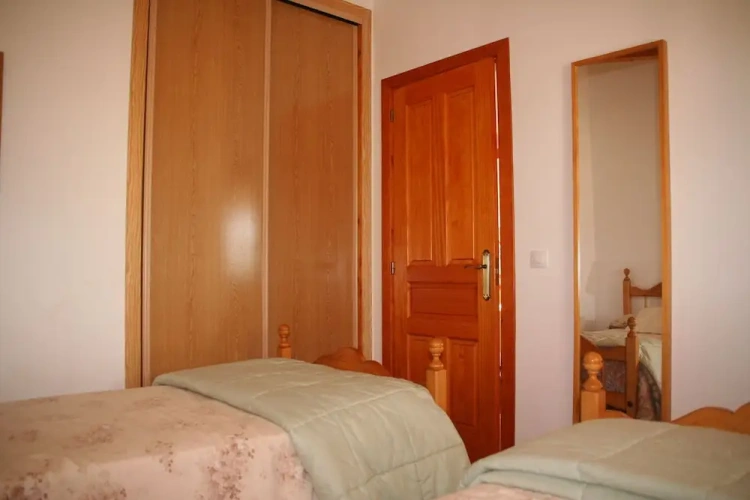 2 Bedrooms Villa