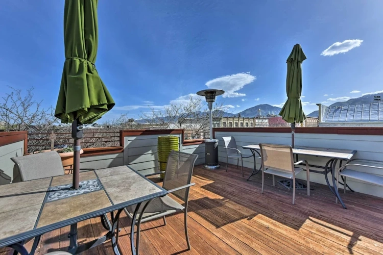 1 Bedroom Apartment