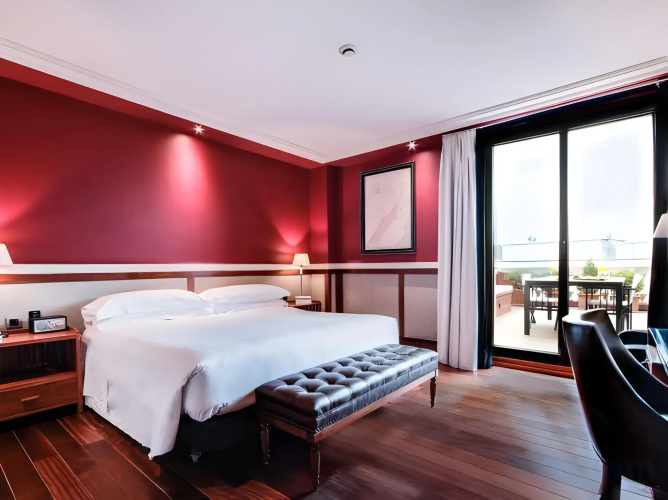 Hotel 1898