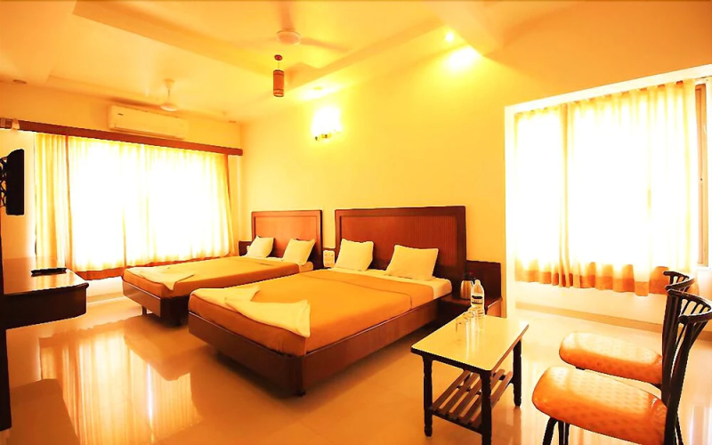 Hotel Laxmibai Palace