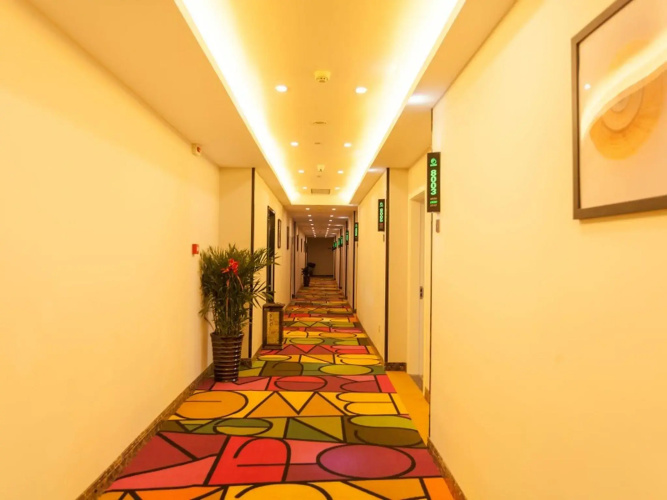 Shell Hefei Economic Development Zone HK & Macao Square Hotel