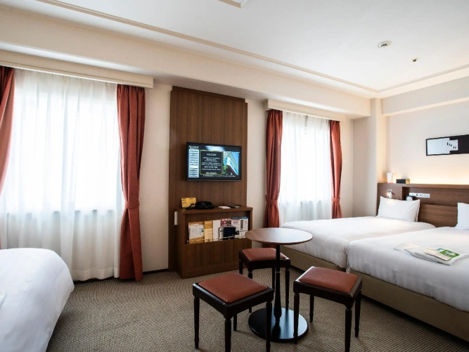 Standard Triple room