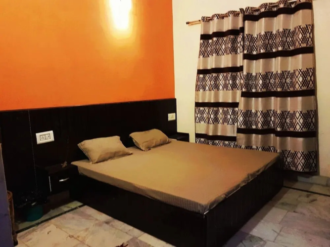Sonu Guest House - Hostel