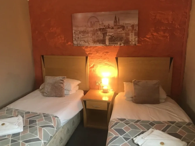 Standard Twin room