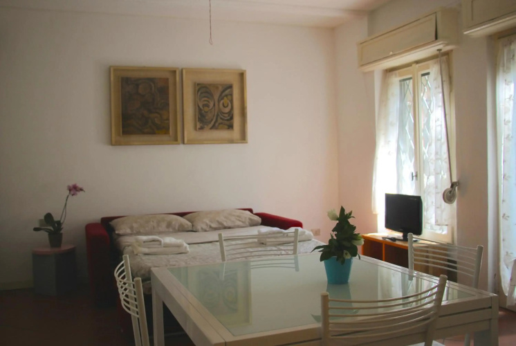 Basement Turati 3 -Consulates District