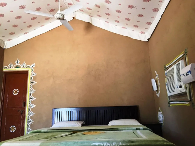 Desert Glamping