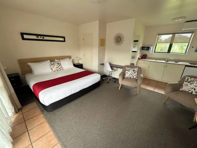 Coromandel Court Motel