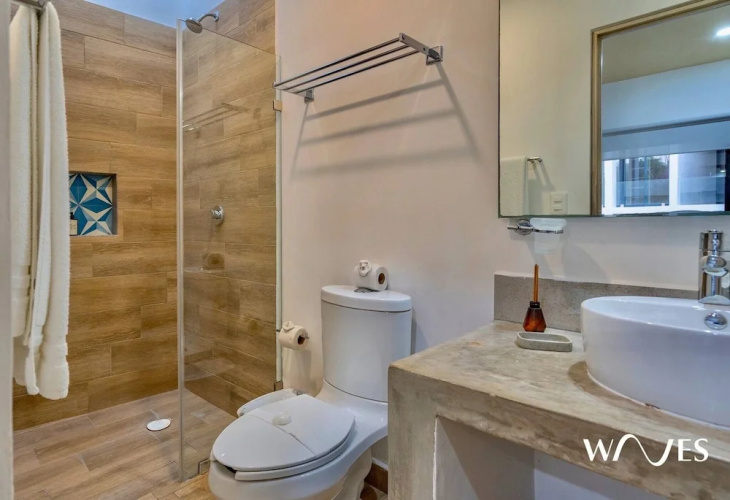 1 Br Great Location Spacious Rooftop Pool