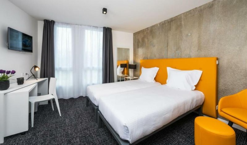 Double Suite