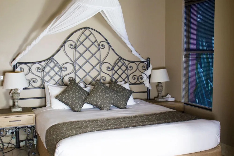 Marwood Villas