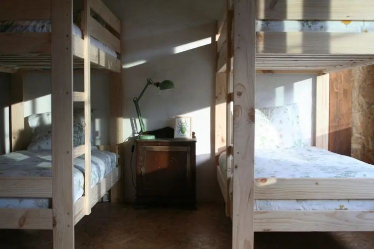 Albergue Les Xendes. Parque de Redes - Hostel