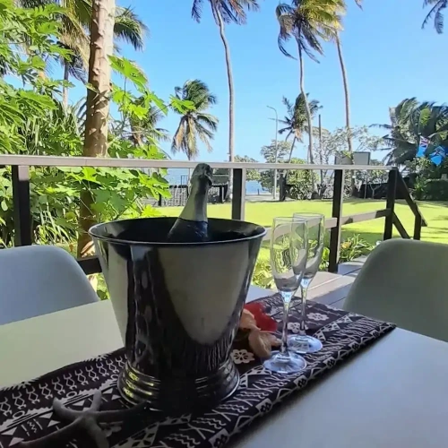 Bungalow beachfront