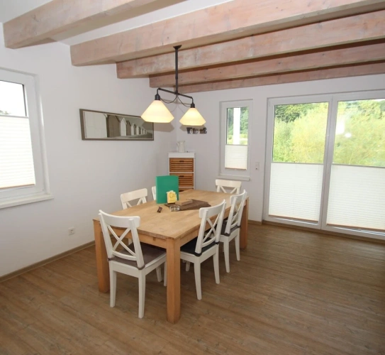 3 Bedrooms Comfort Cottage with balcony