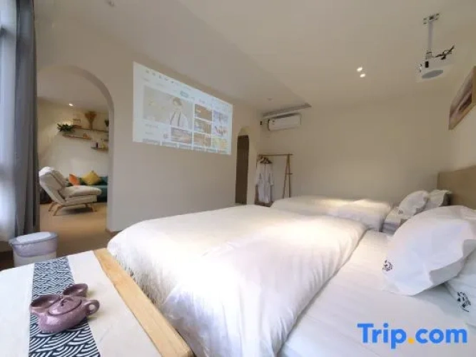 2 Bedrooms Suite
