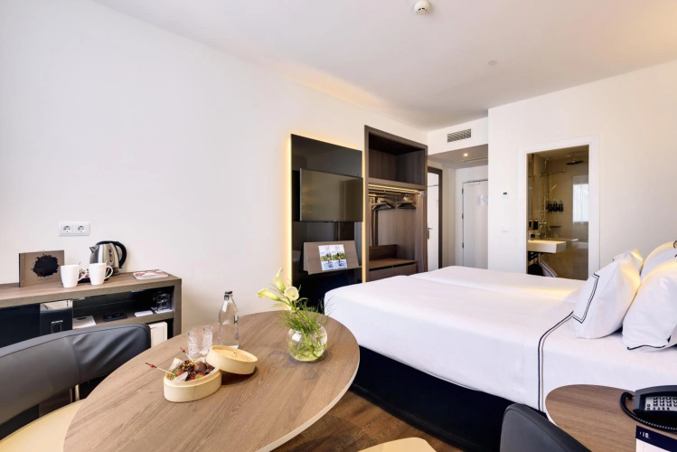 Meliá Madrid Serrano photo 6