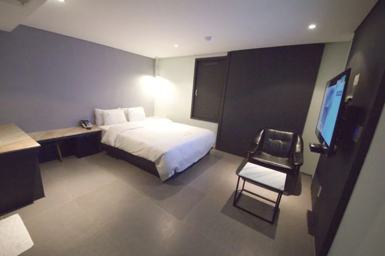 Lazzi Motel