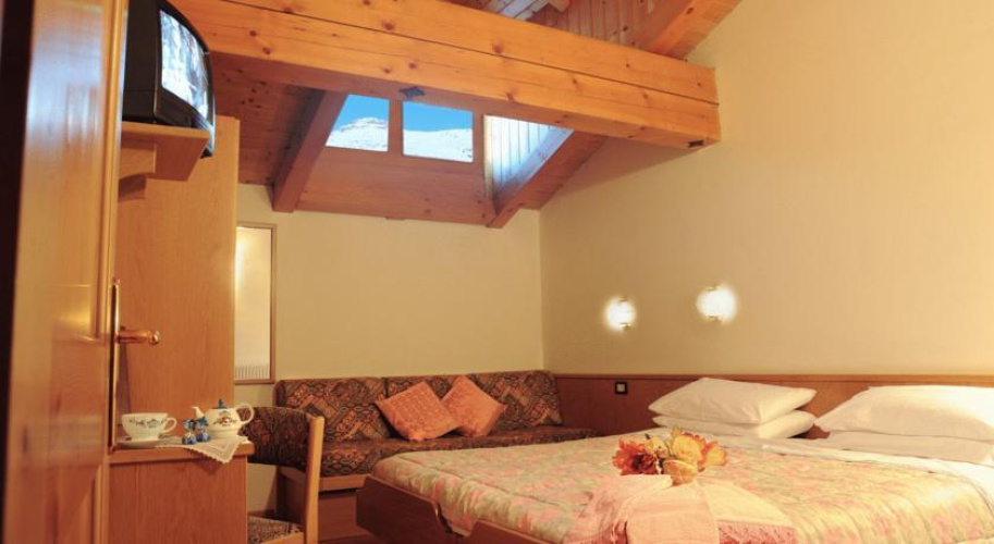 Alpen Hotel Rabbi