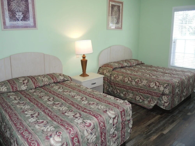 Golf Resort Condo 2703m With Full Kitchen and Access to Nearby Beaches by Redawning