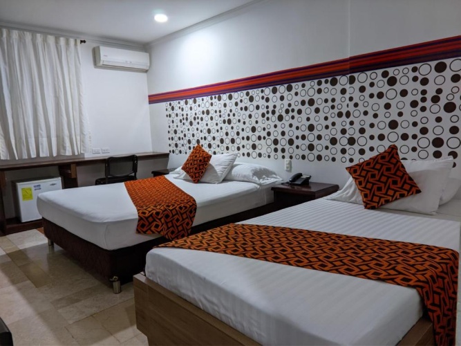 Standard Triple room