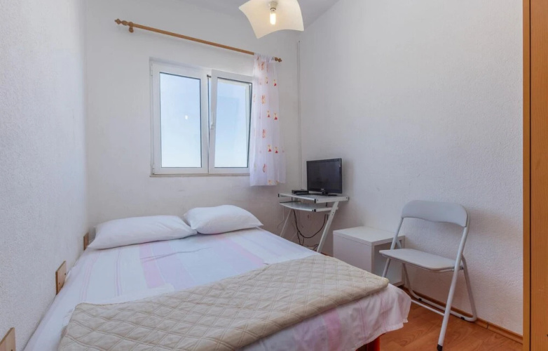 Awesome Home in Sevid With 5 Bedrooms