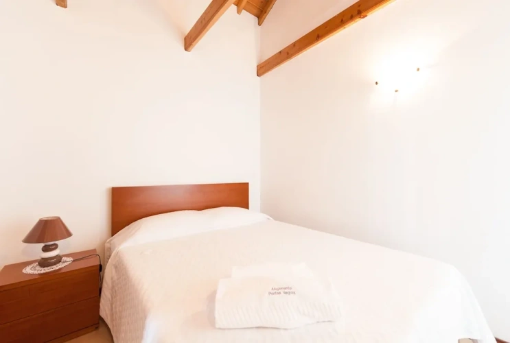 2 Bedrooms Cottage