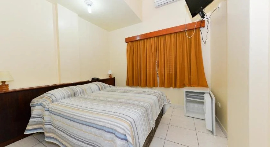 Lito Palace