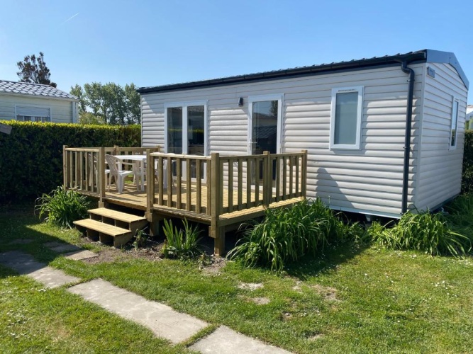 2 Bedrooms Cottage