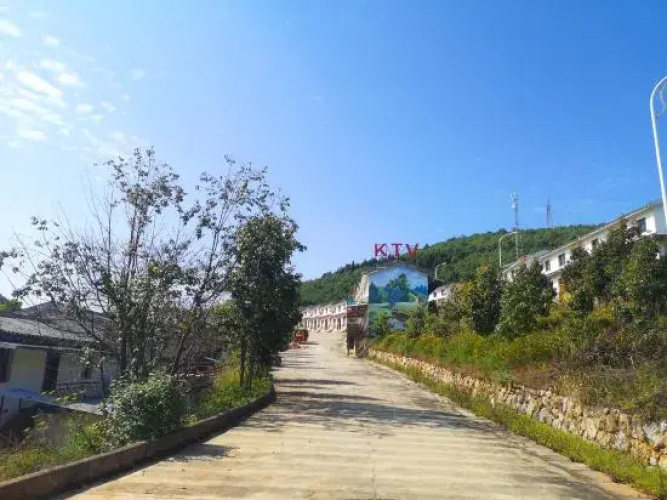 Red Clay Image Hotel Kunming