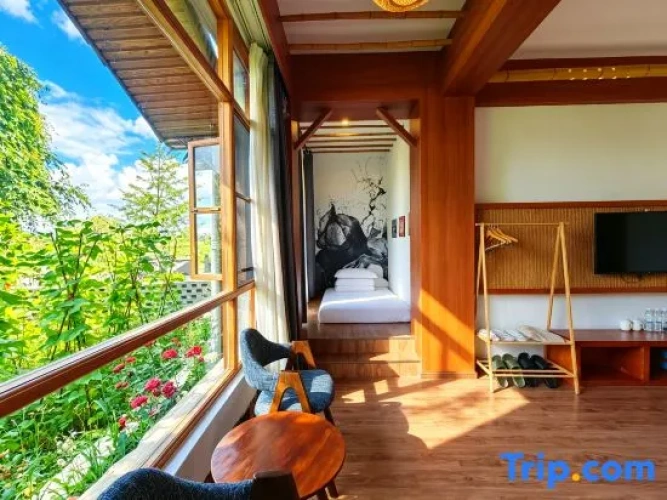Standard Double Family room with mountain view