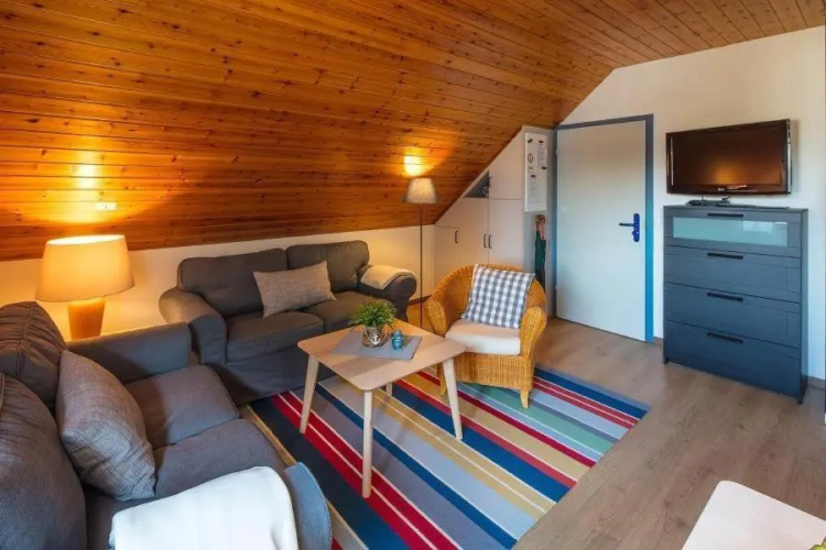 Ferienwohnung-Am-Knurrhahn-3