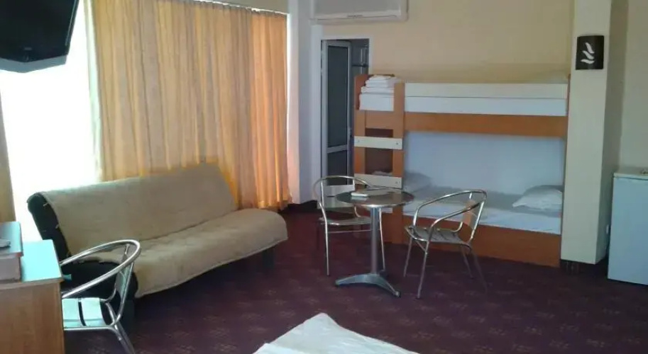 Family Hotel Elit