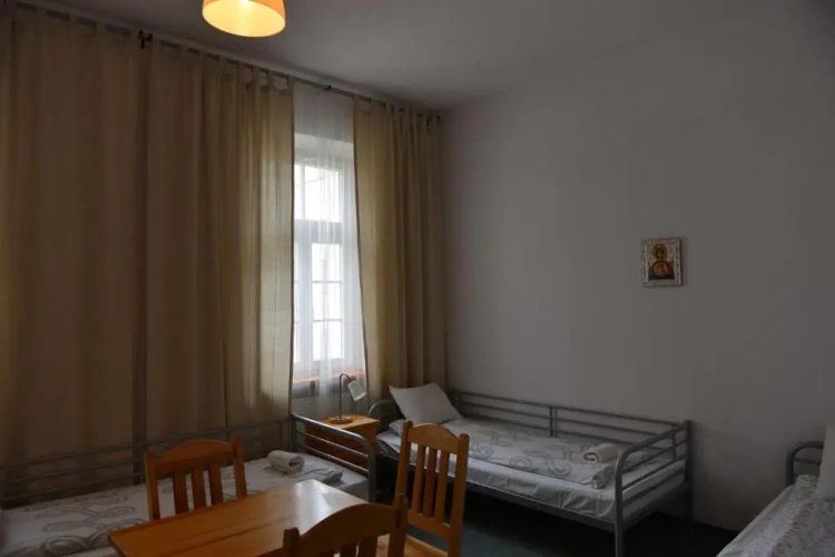 Classic Quadruple room
