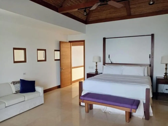 5 Bedrooms Luxury Villa with ocean view