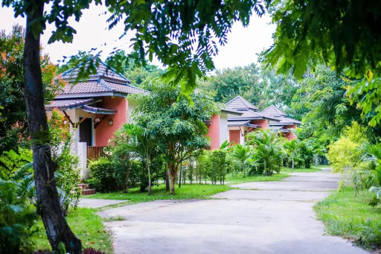 Samyod Resort