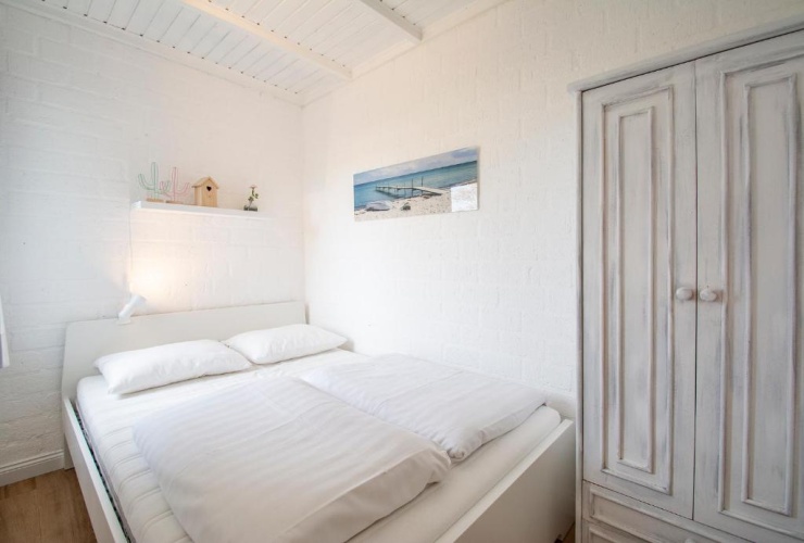 3 Bedrooms Cottage