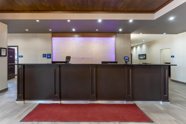 Best Western Plus Hinton Inn & Suites photo 15