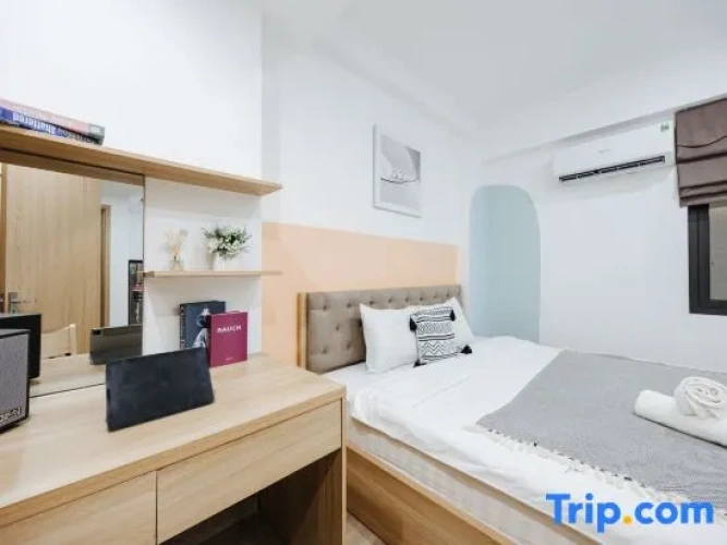 1 Bedroom Apartment with garden view