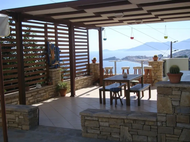 3 Bedrooms Villa