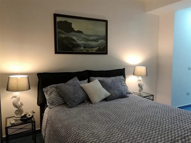 Mareluna Holiday Home