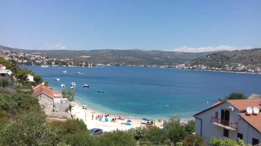 2 Bedrooms Comfort Apartment with sea view