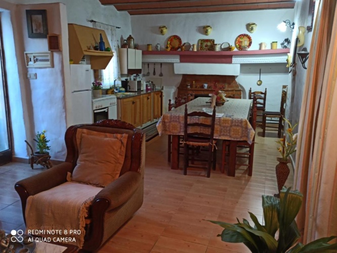 4 Bedrooms Double Cottage