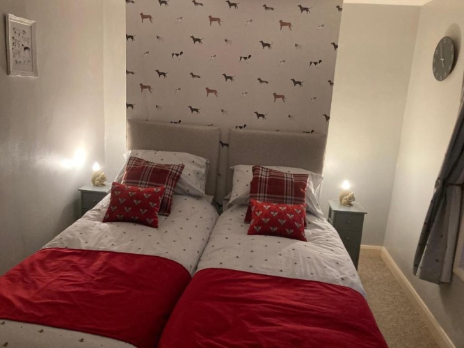 2 Bedrooms Cottage