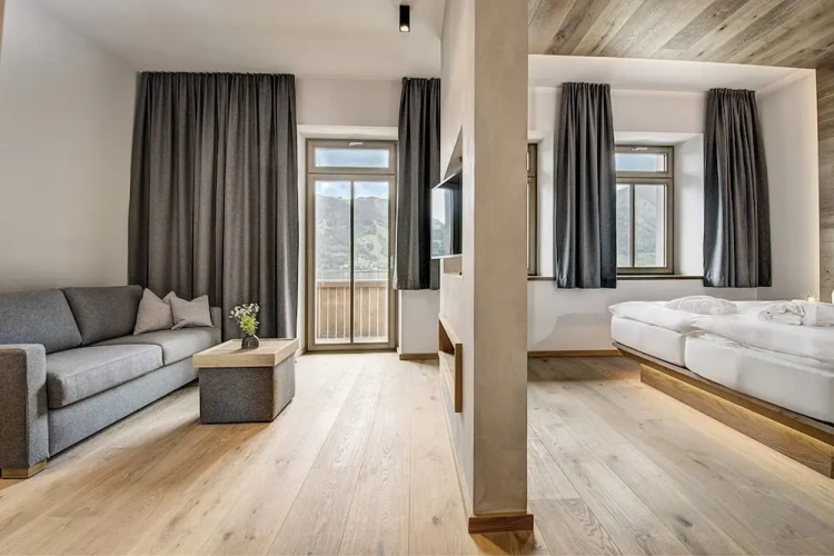Premium Double room with balcony and with lake view