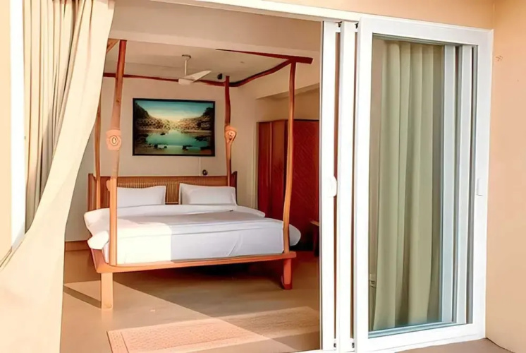 Dolce Far Niente 4BHK Villa Ashwem Beach