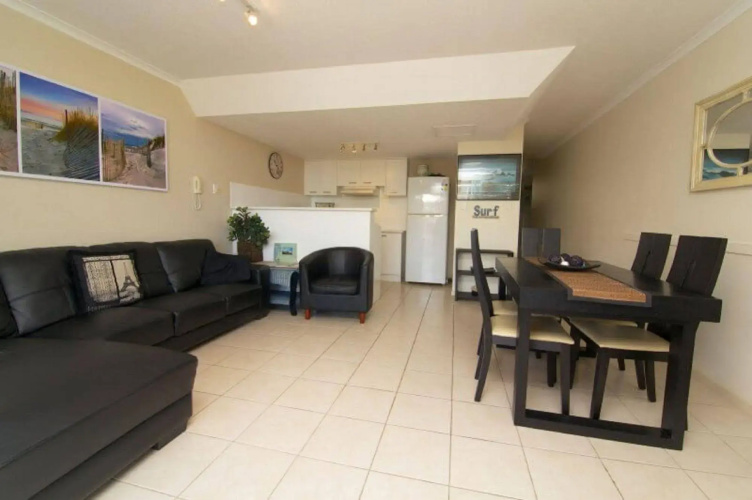 Crystal Beachfront Apartments