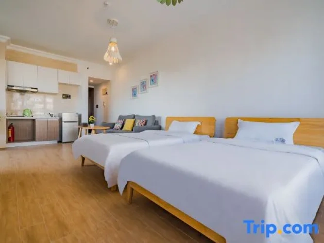 Standard Twin room with lake view
